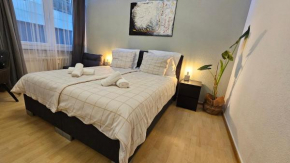 Top Central Stay - Cozy Bedroom & Kitchen in the Heart of the City and Hauptbahnhof